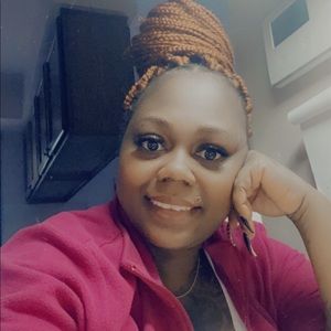 Meet your Posher, Kendra